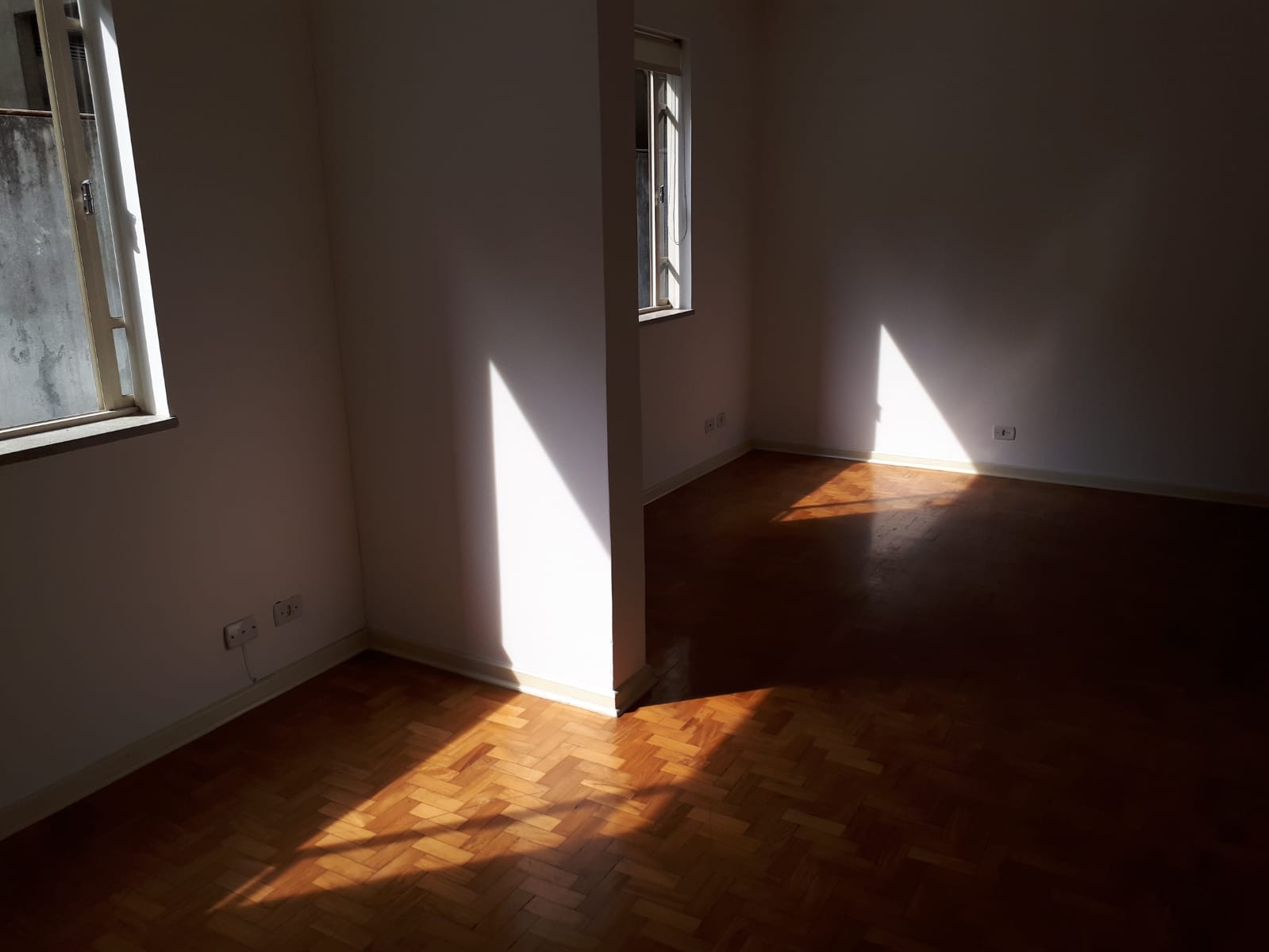 Imagem Apartamento com 2 Quartos à Venda ou Locação, 85 m²em Cerqueira César - São Paulo Imagem Apartamento com 2 Quartos à Venda ou Locação, 85 m²em Cerqueira César - São Paulo