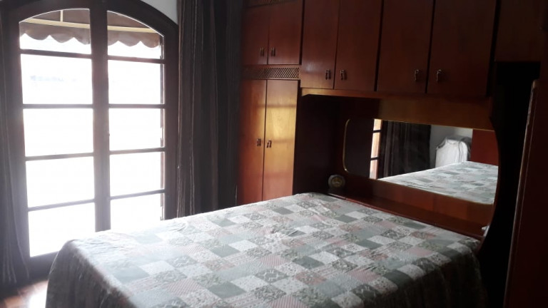 Imagem Sobrado com 3 Quartos à Venda, 130 m² em Jardim Piqueroby - São Paulo Imagem Sobrado com 3 Quartos à Venda, 130 m² em Jardim Piqueroby - São Paulo