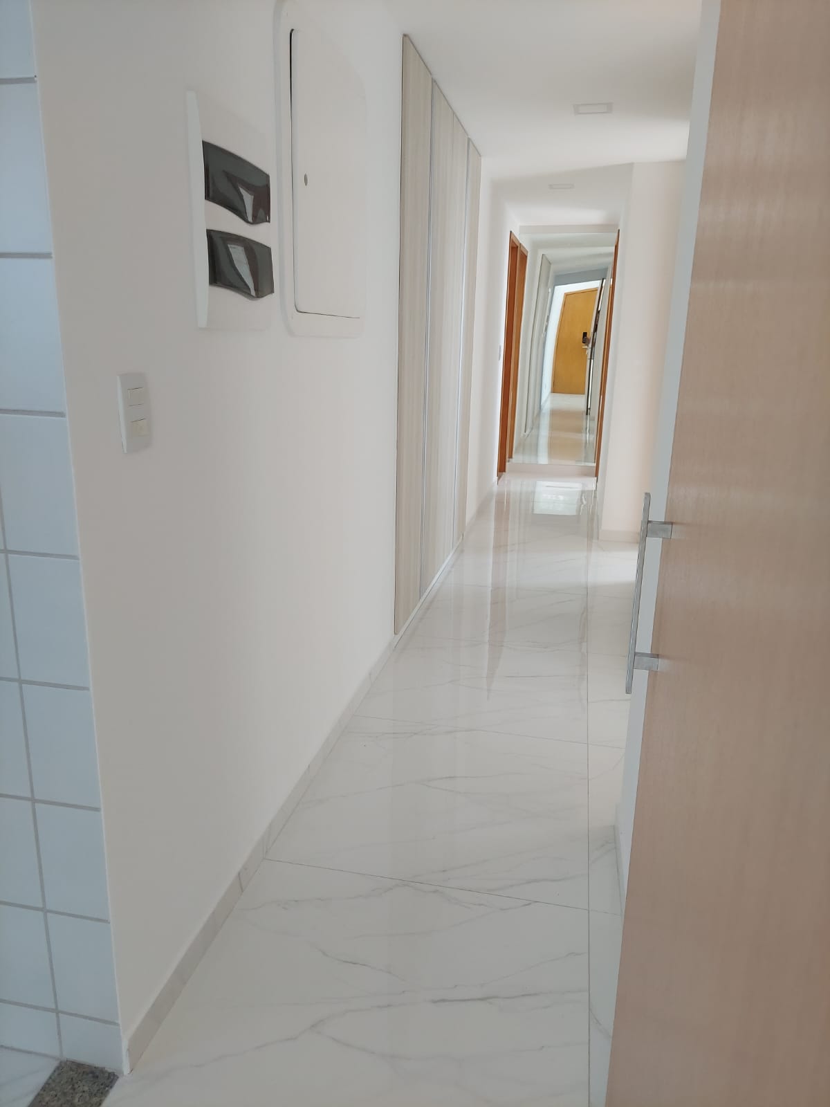 Imagem Apartamento com 4 Quartos à Venda, 126 m² em Pina - Recife