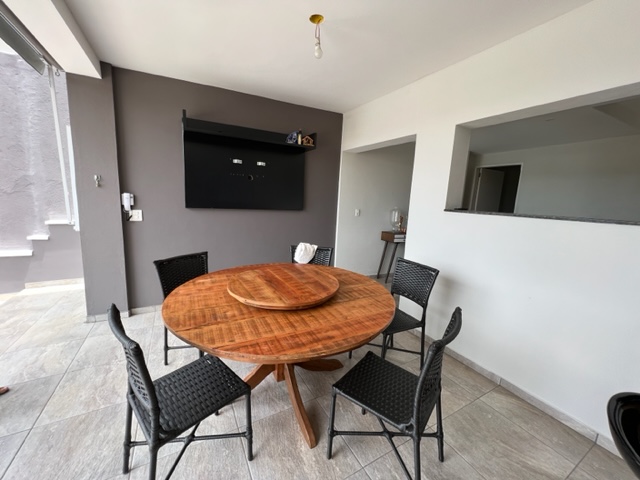 Imagem Casa com 3 Quartos à Venda, 205 m²em Loteamento Residencial Central Park I - Itatiba