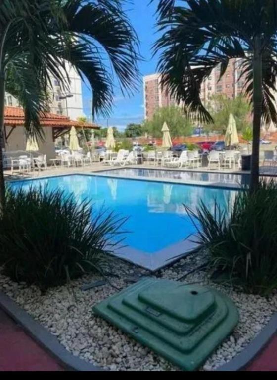Imagem Apartamento com 2 Quartos para Alugar, 55 m²em Candeias - Jaboatão dos Guararapes