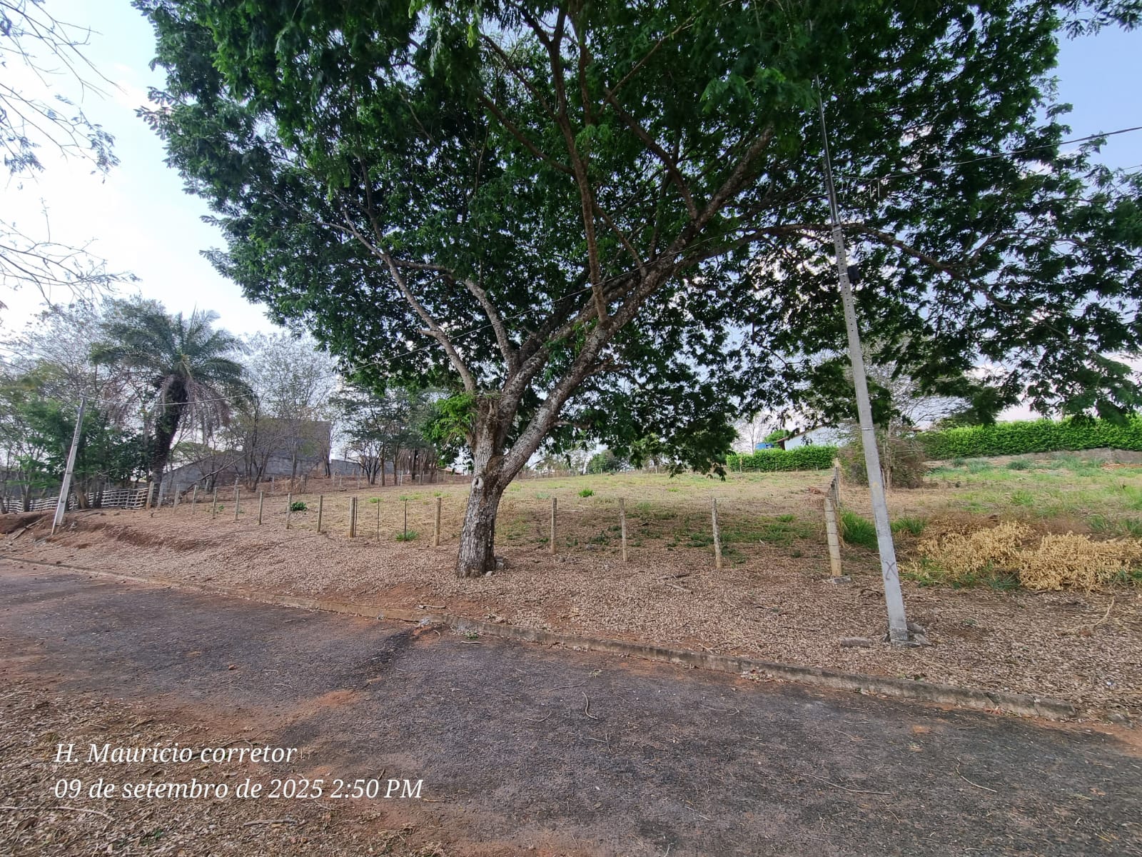 Imagem Terreno em Condomínio à Venda, 1.500 m² em Ouro Verde de Goiás - Ouro Verde de Goiás