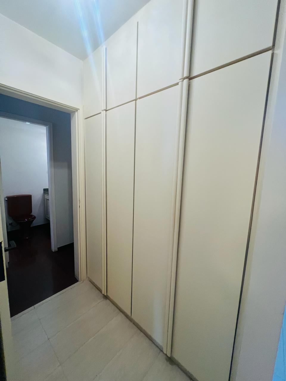 Imagem Apartamento com 4 Quartos à Venda, 167 m²em Cambuí - Campinas