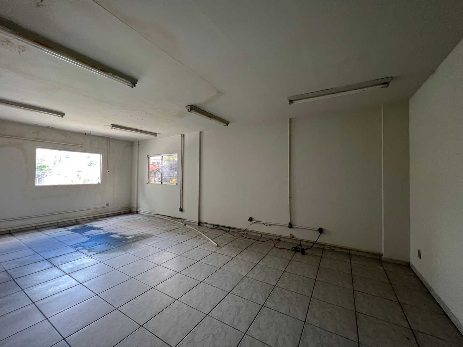 Imagem Imóvel Comercial à Venda, 378 m²em São Brás - Belém Imagem Imóvel Comercial à Venda, 378 m²em São Brás - Belém