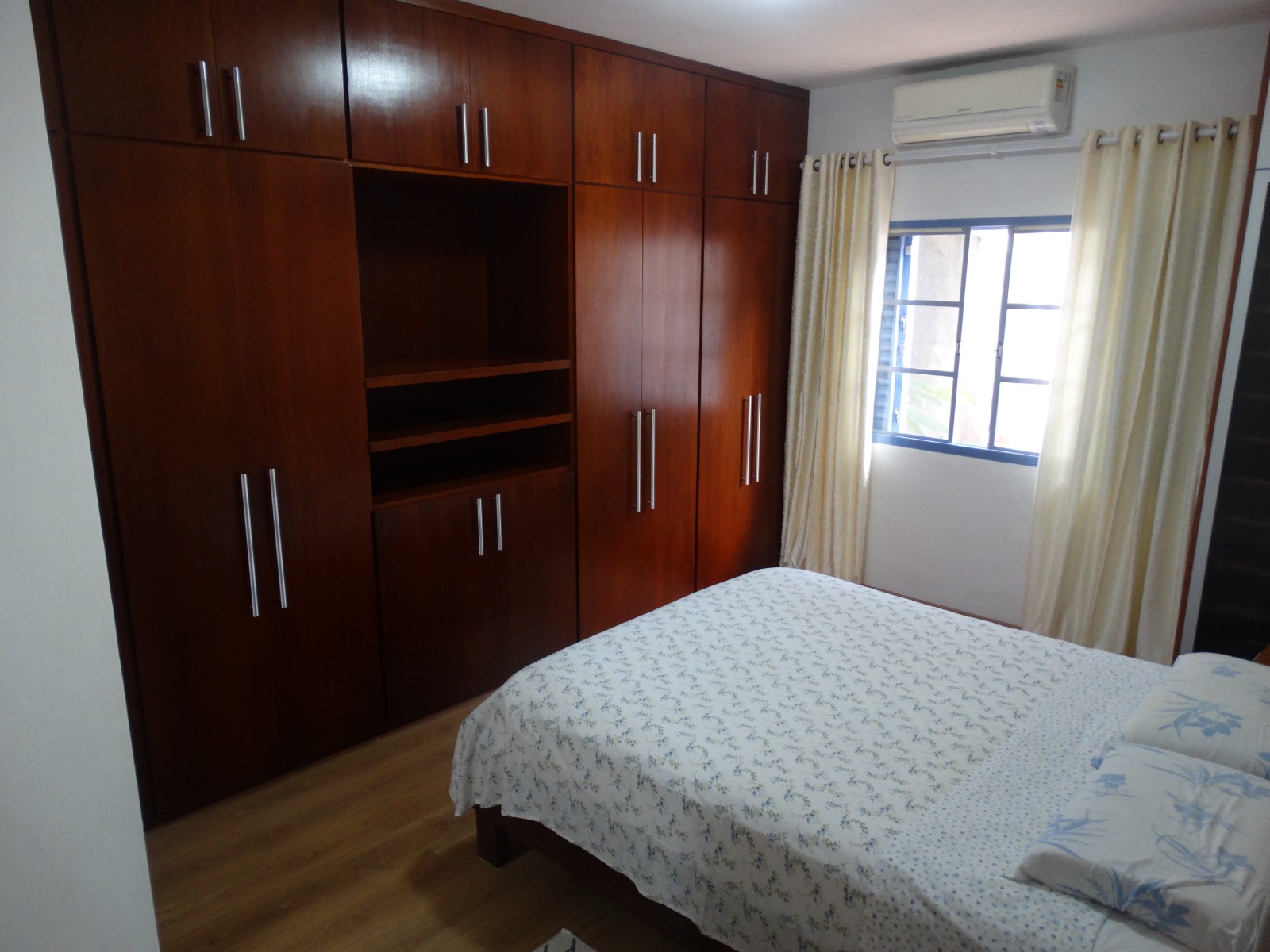 Imagem Chácara com 4 Quartos à Venda, 320 m²em Caxambu - Jundiaí Imagem Chácara com 4 Quartos à Venda, 320 m²em Caxambu - Jundiaí
