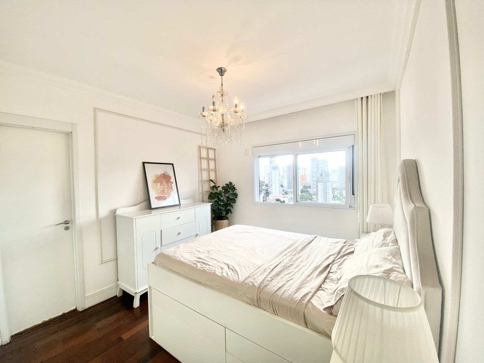 Imagem Apartamento com 4 Quartos à Venda, 214 m²em Vila Mariana - São Paulo Imagem Apartamento com 4 Quartos à Venda, 214 m²em Vila Mariana - São Paulo