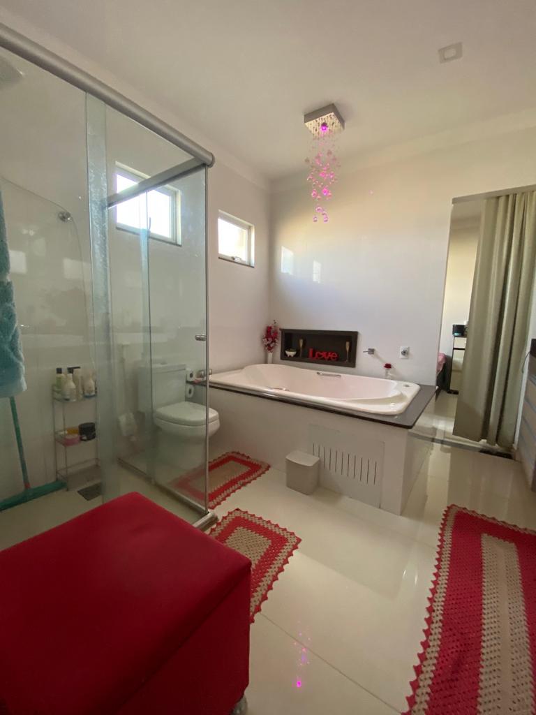 Imagem Sobrado com 5 Quartos à Venda, 250 m²em Residencial Humaitá - Goiânia