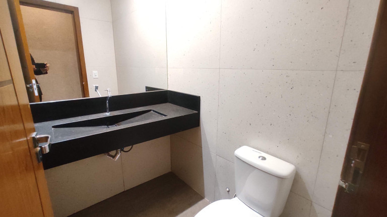 Imagem Casa de Condomínio com 4 Quartos à Venda,  em Setor Habitacional Vicente Pires - Brasília