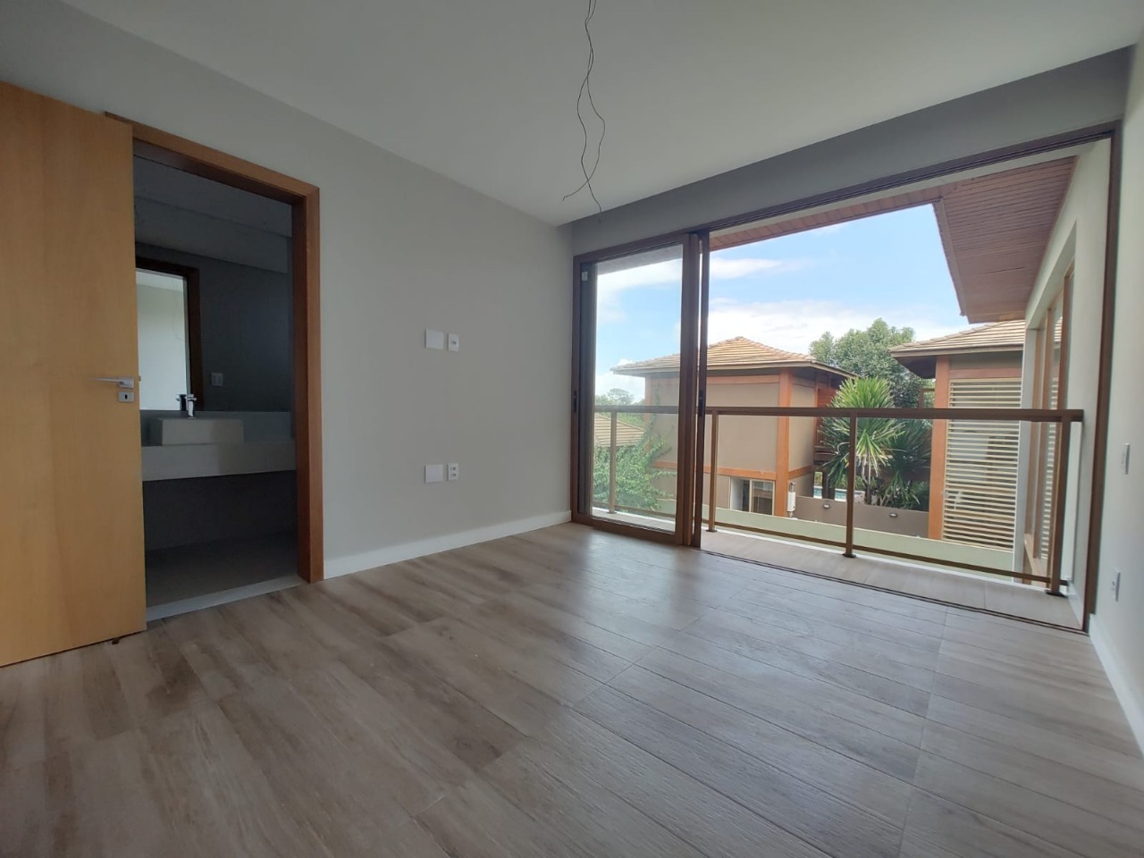 Imagem Casa de Condomínio com 5 Quartos à Venda, 375 m²em Praia do Forte - Mata de São João Imagem Casa de Condomínio com 5 Quartos à Venda, 375 m²em Praia do Forte - Mata de São João