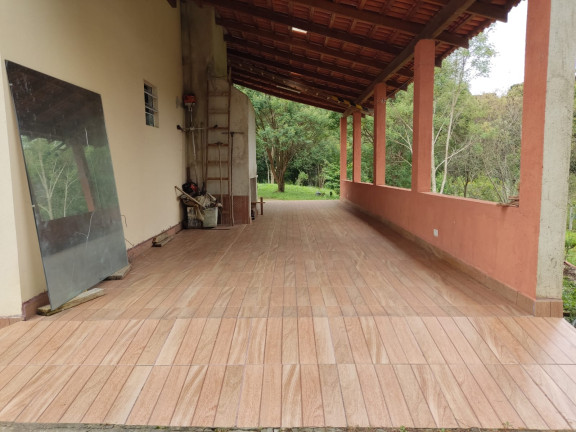 Imagem Chácara com 3 Quartos à Venda, 6.443 m² em AGUDOS - Agudos do Sul