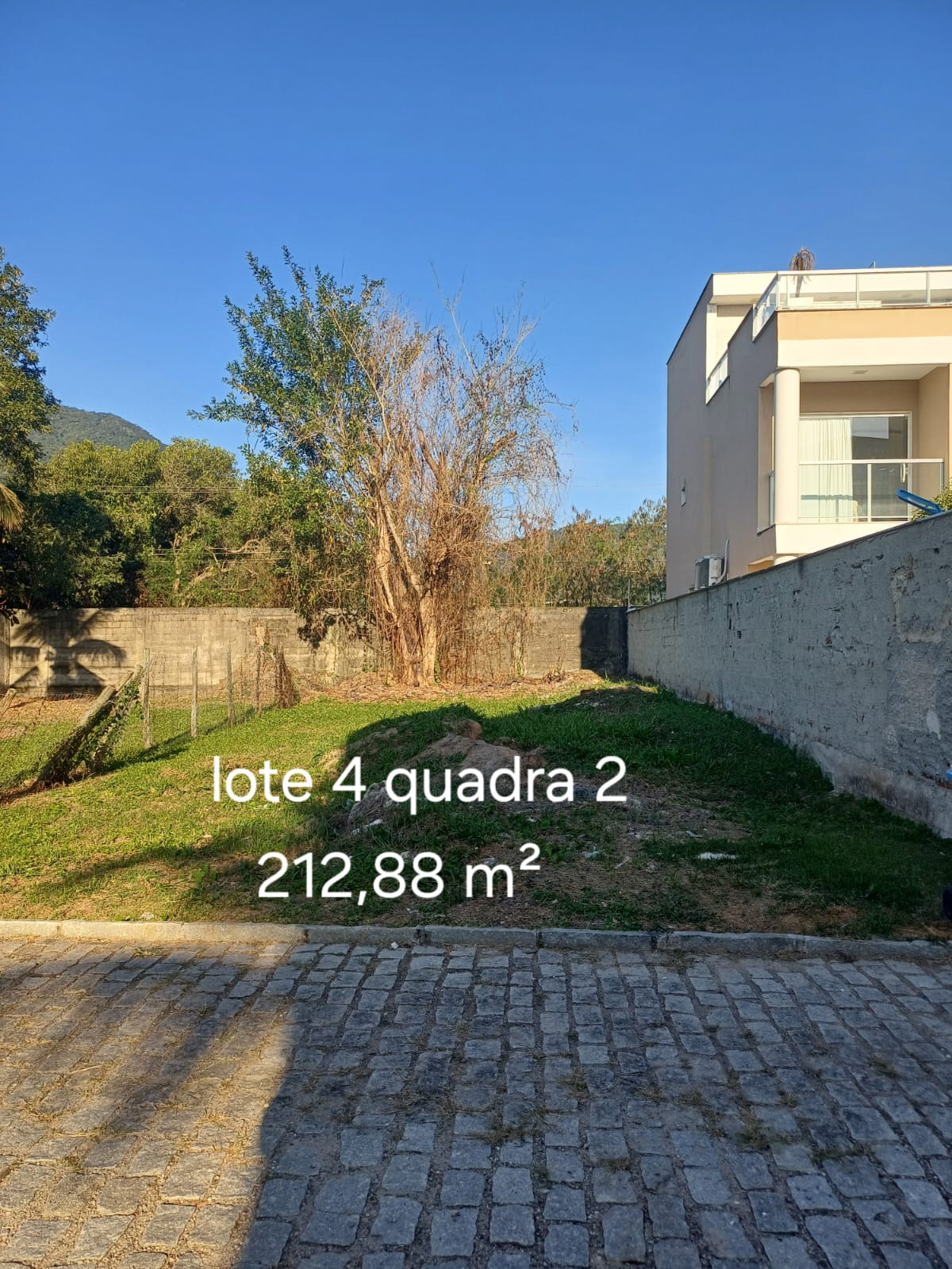 Imagem Terreno em Condomínio à Venda, 210 m² em Guaratiba - Rio de Janeiro Imagem Terreno em Condomínio à Venda, 210 m² em Guaratiba - Rio de Janeiro