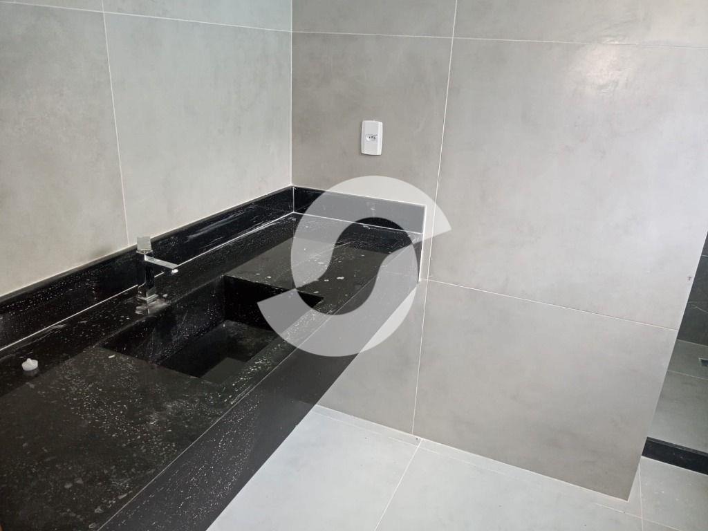 Imagem Casa com 4 Quartos à Venda, 209 m² em Itaipu - Niterói Imagem Casa com 4 Quartos à Venda, 209 m² em Itaipu - Niterói