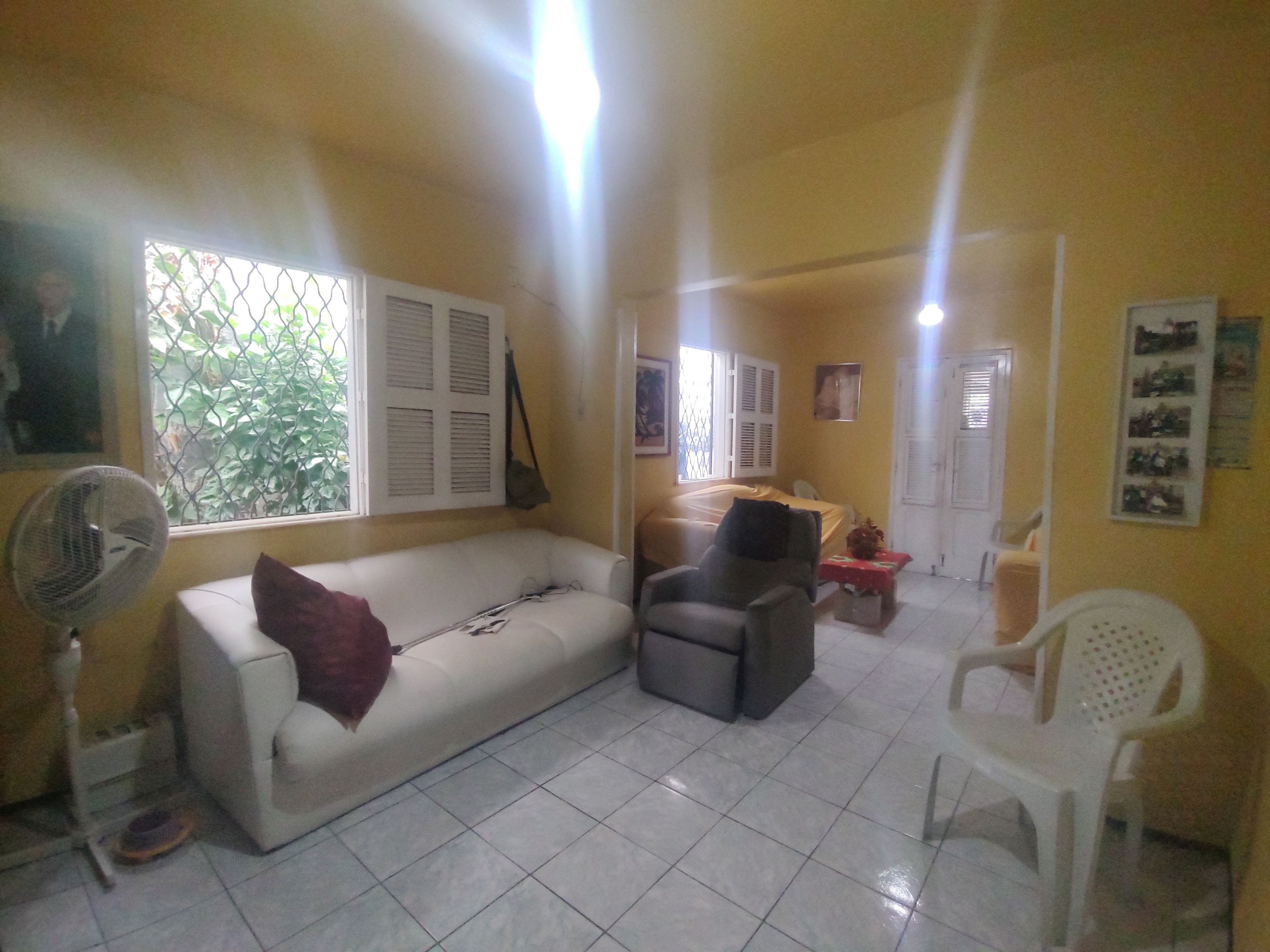 Imagem Casa com 3 Quartos à Venda, 195 m²em Bonsucesso - Fortaleza Imagem Casa com 3 Quartos à Venda, 195 m²em Bonsucesso - Fortaleza