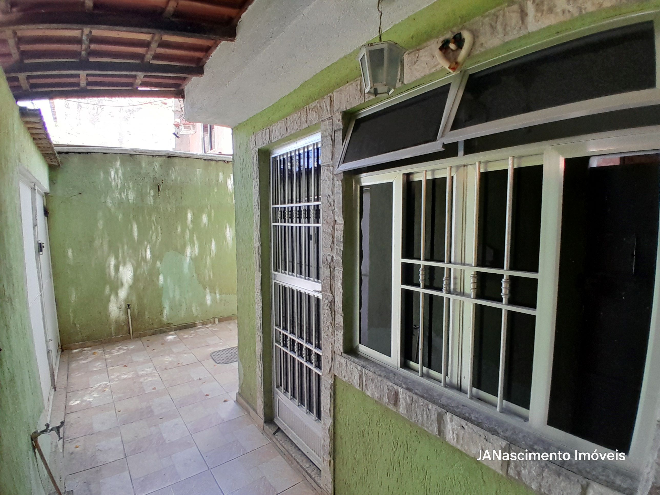 Imagem Casa com 3 Quartos à Venda, 110 m² em Bangu - Rio de Janeiro