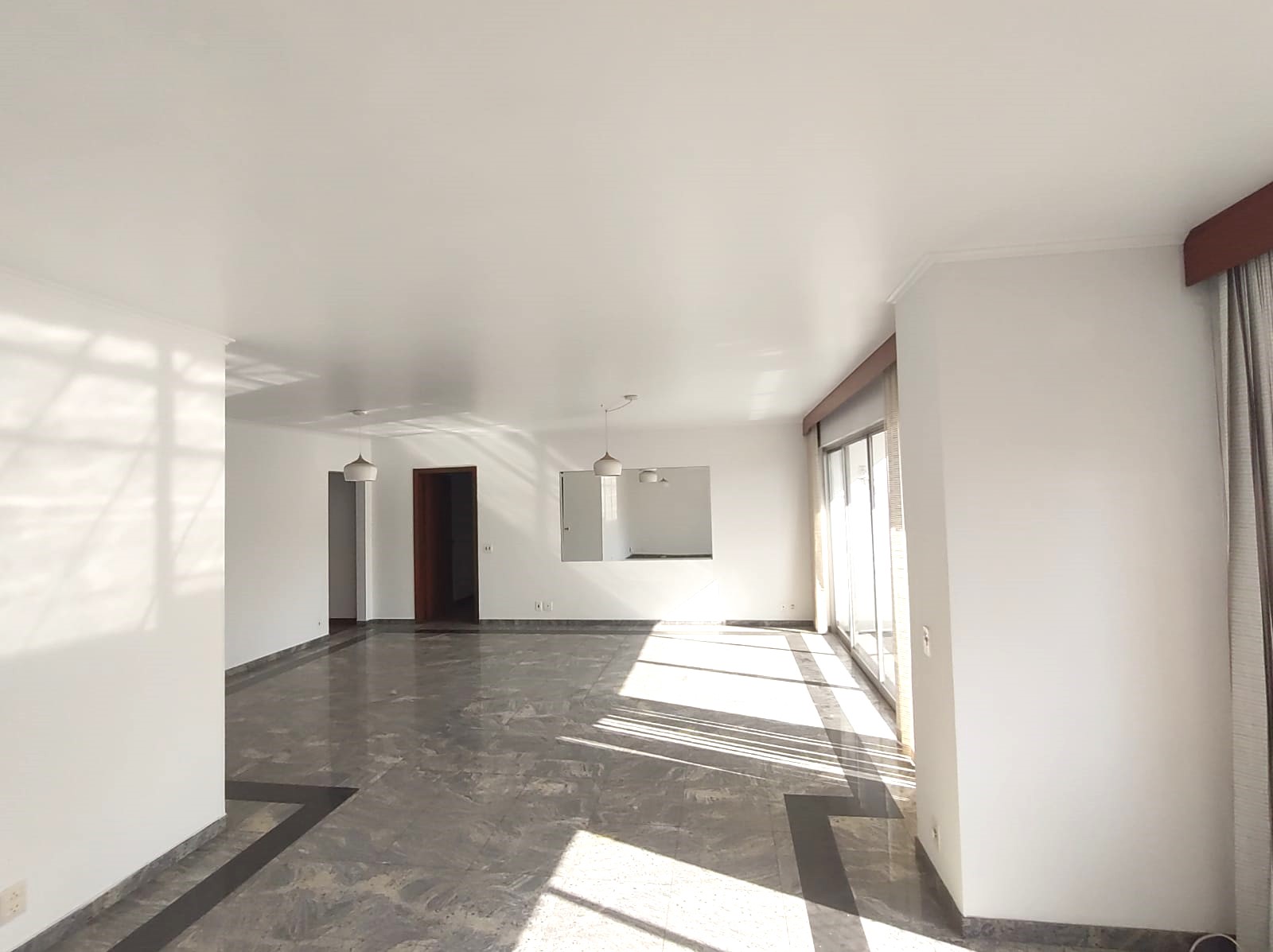 Imagem Apartamento com 3 Quartos à Venda ou Temporada, 136 m²em Vila Pompéia - São Paulo Imagem Apartamento com 3 Quartos à Venda ou Temporada, 136 m²em Vila Pompéia - São Paulo