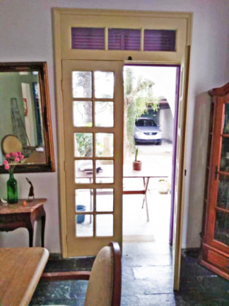 Imagem Casa com 9 Quartos à Venda, 303 m² em Barra da Tijuca - Rio de Janeiro Imagem Casa com 9 Quartos à Venda, 303 m² em Barra da Tijuca - Rio de Janeiro