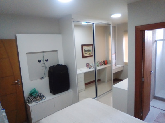 Imagem Casa com 4 Quartos à Venda, 260 m² em Badu - Niterói