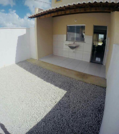 Imagem Casa de Condomínio com 2 Quartos à Venda, 77 m² em Pajuçara - Natal