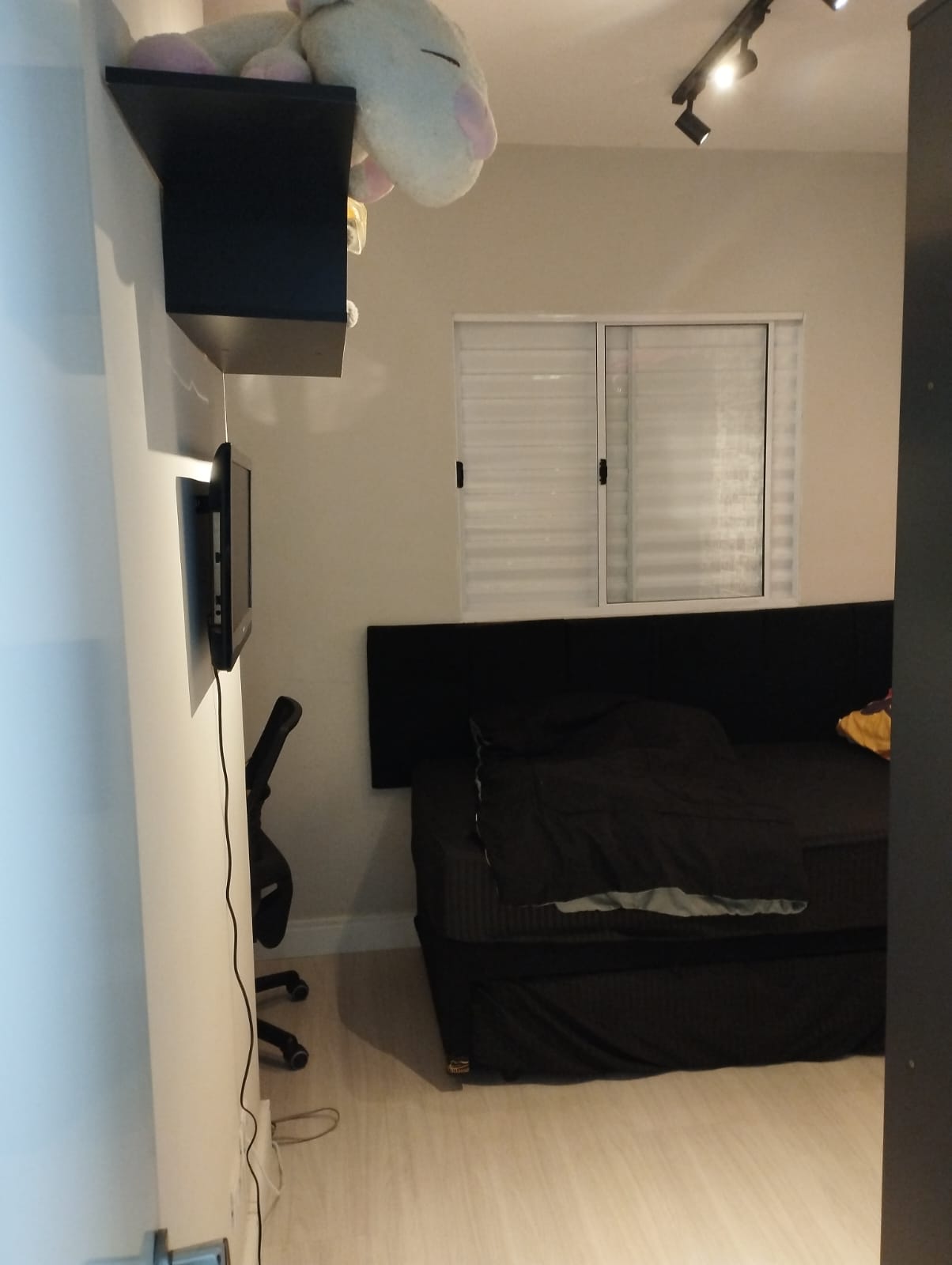 Imagem Casa de Condomínio com 2 Quartos à Venda, 80 m²em Vila Nivi - São Paulo