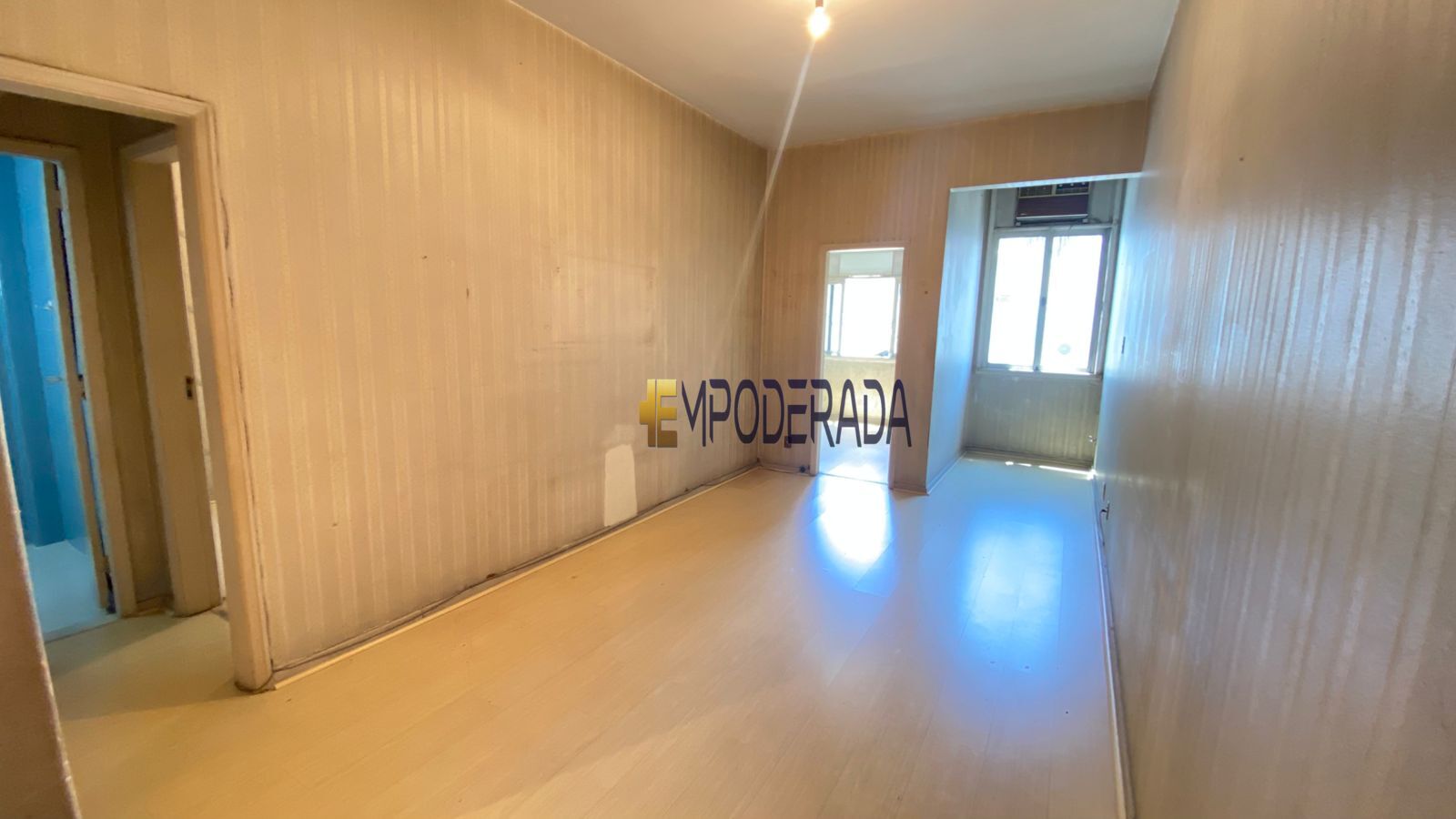 Imagem Apartamento com 2 Quartos à Venda, 70 m² em Copacabana - Rio de Janeiro Imagem Apartamento com 2 Quartos à Venda, 70 m² em Copacabana - Rio de Janeiro