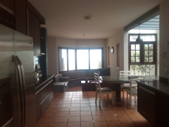 Imagem Sobrado com 4 Quartos à Venda, 417 m² em Centro - Mongaguá