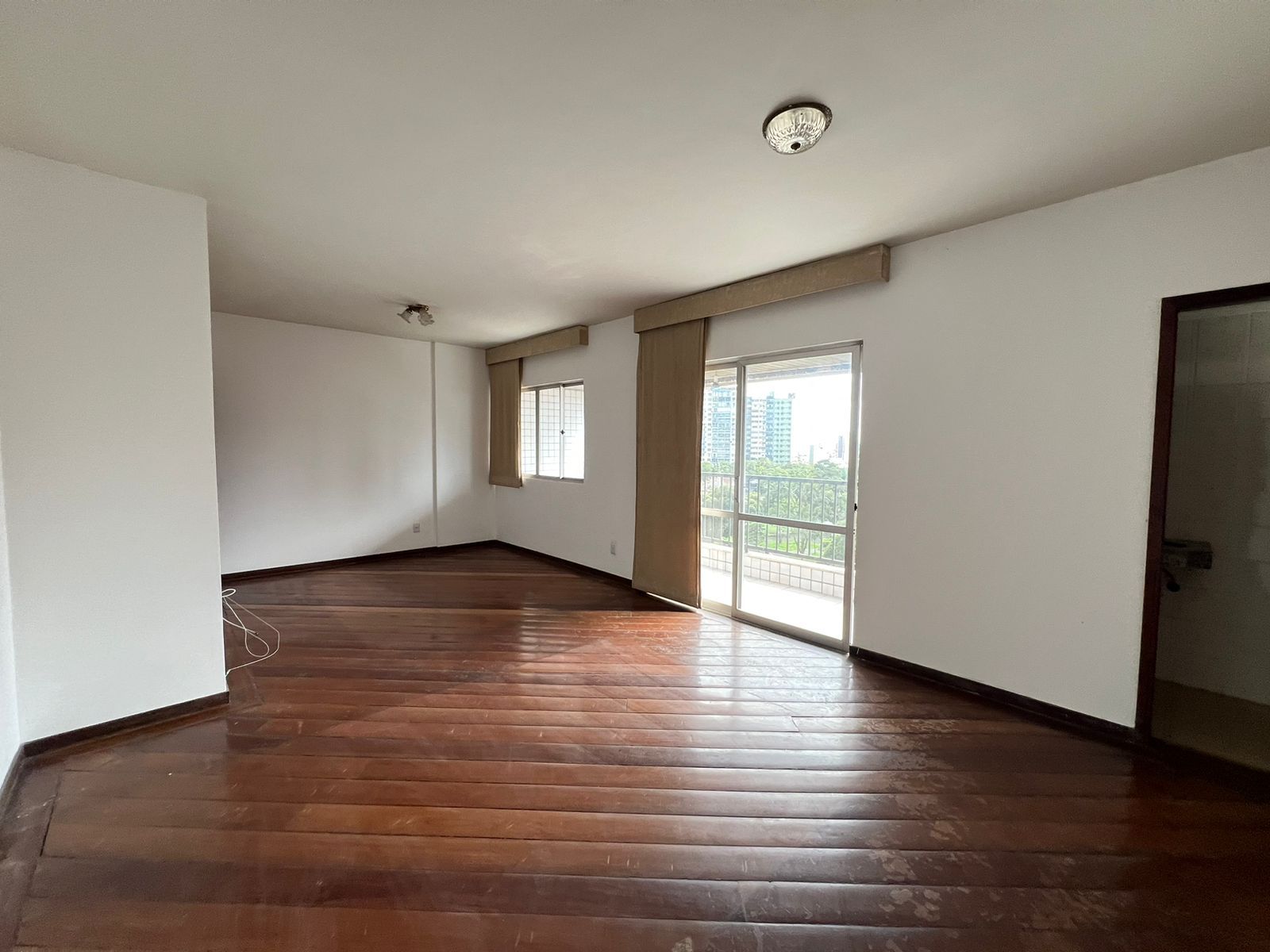 Imagem Apartamento com 3 Quartos à Venda, 146 m²em Reduto - Belém
