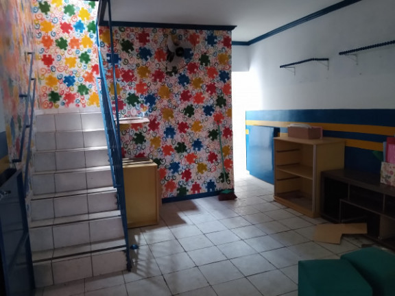 Imagem Casa com 3 Quartos à Venda ou Locação, 180 m² em Jardim Planalto - Carapicuíba