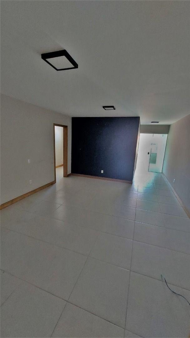 Imagem Casa com 4 Quartos à Venda, 180 m²em Largo da Batalha - Niterói