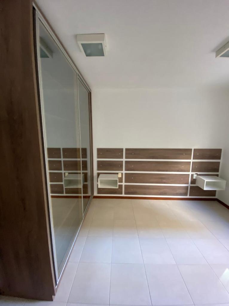 Imagem Apartamento com 3 Quartos à Venda, 274 m²em Meia Praia - Itapema
