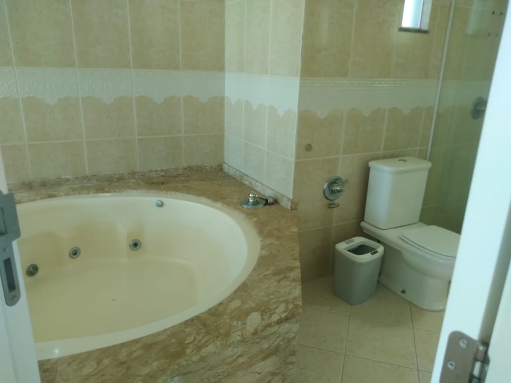 Imagem Casa de Condomínio com 5 Quartos à Venda, 259 m² em João Paulo - Florianópolis