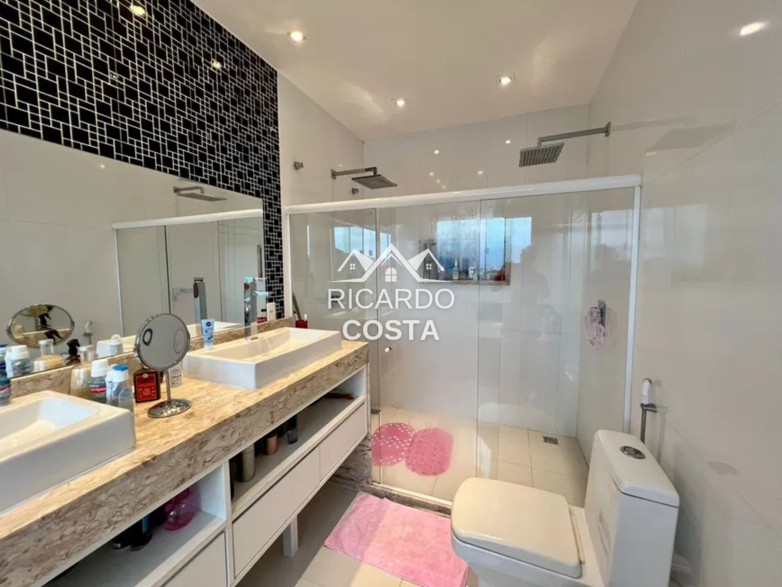Imagem Casa de Condomínio com 3 Quartos à Venda ou Locação, 310 m² em Jacarepaguá - Rio de Janeiro