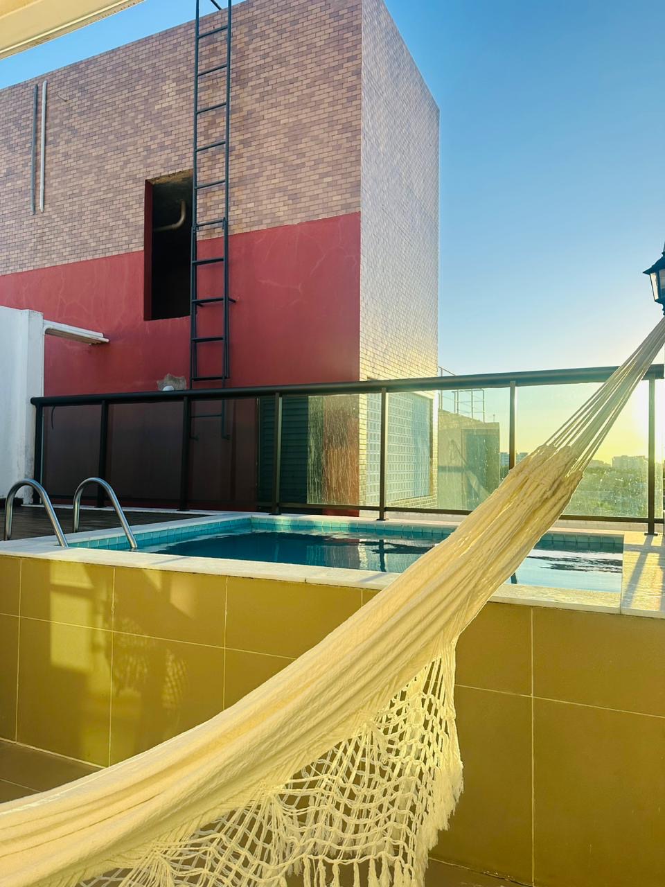 Imagem Apartamento com 3 Quartos à Venda, 172 m²em Buraquinho - Lauro de Freitas