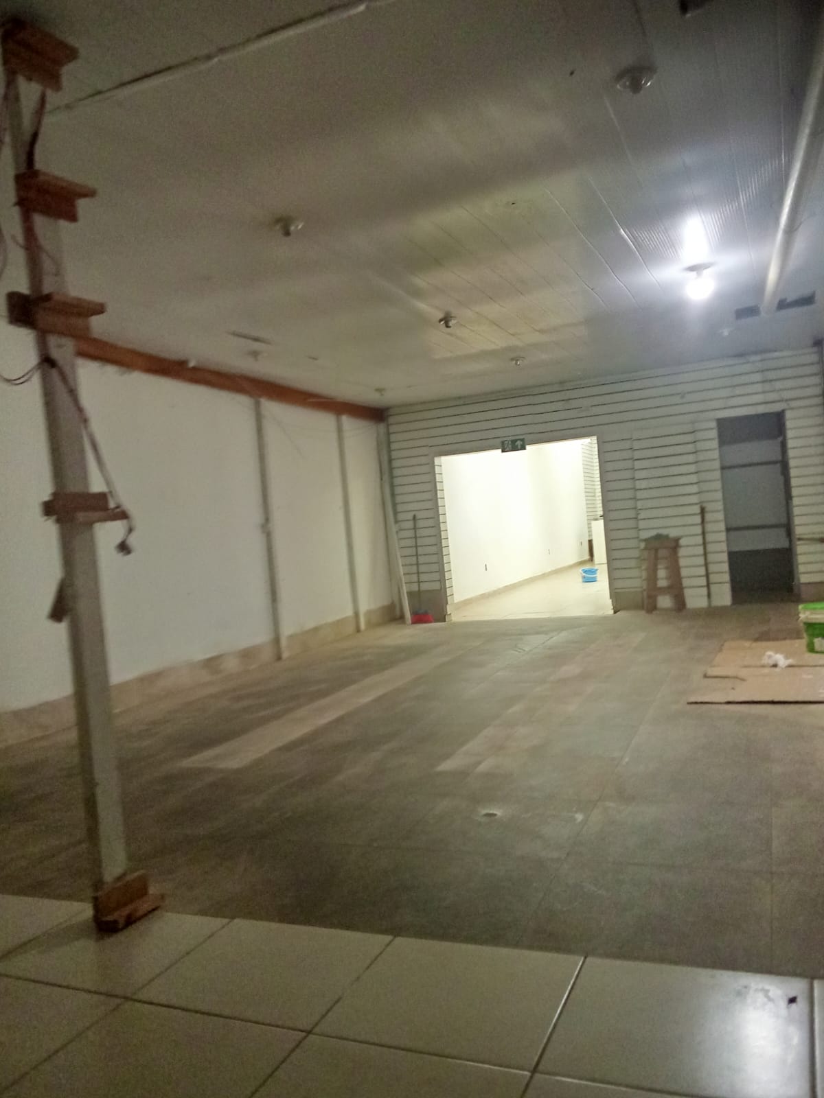 Imagem Sala Comercial para Alugar, 150 m² em Estância Velha - Canoas Imagem Sala Comercial para Alugar, 150 m² em Estância Velha - Canoas