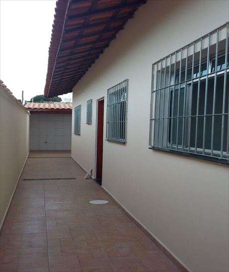 Imagem Casa com 2 Quartos à Venda, 56 m² em Campos Elíseos - Itanhaém Imagem Casa com 2 Quartos à Venda, 56 m² em Campos Elíseos - Itanhaém