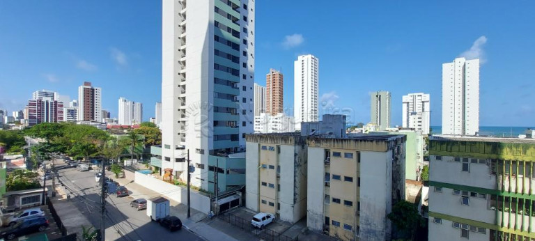 Imagem Apartamento com 2 Quartos à Venda, 64 m² em Candeias - Jaboatão dos Guararapes Imagem Apartamento com 2 Quartos à Venda, 64 m² em Candeias - Jaboatão dos Guararapes