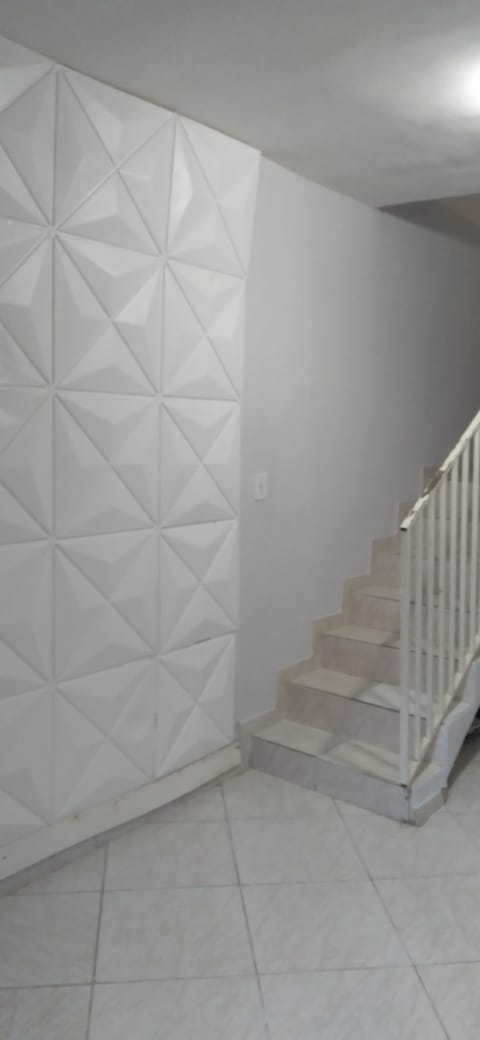 Imagem Casa com 2 Quartos para Alugar, 60 m²em Cabuçu - Nova Iguaçu