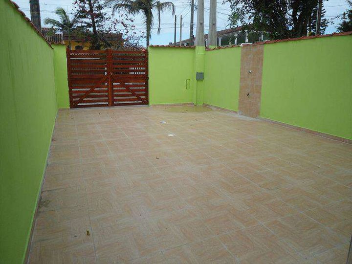 Imagem Casa com 2 Quartos à Venda, 50 m² em Santa Terezinha - Itanhaém Imagem Casa com 2 Quartos à Venda, 50 m² em Santa Terezinha - Itanhaém