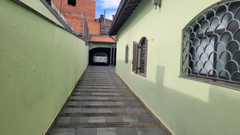 Imagem Casa com 4 Quartos à Venda, 220 m² em Vila Assunção - Santo André