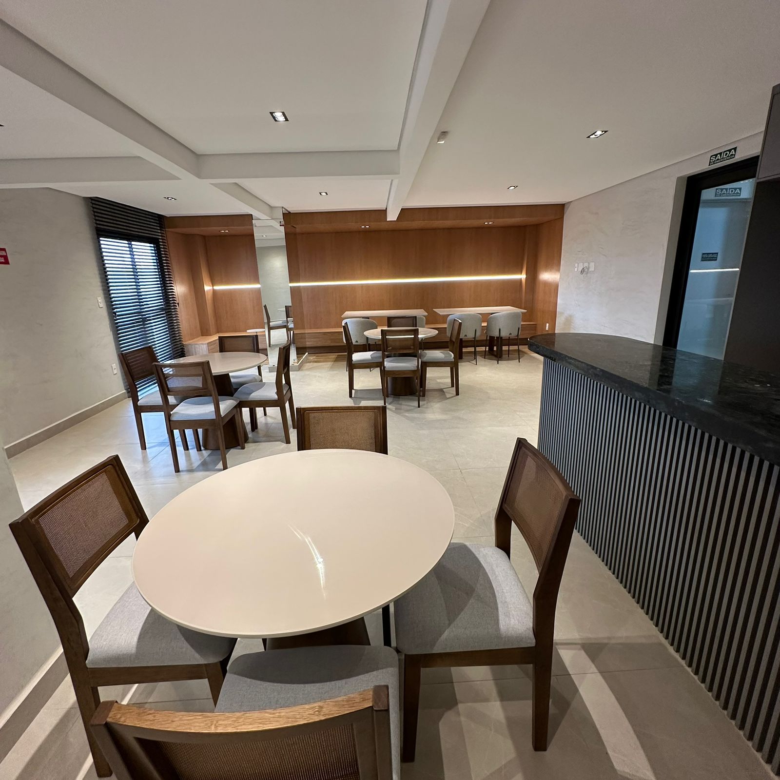 Imagem Apartamento com 2 Quartos à Venda, 56 m² em Tupi - Praia Grande Imagem Apartamento com 2 Quartos à Venda, 56 m² em Tupi - Praia Grande