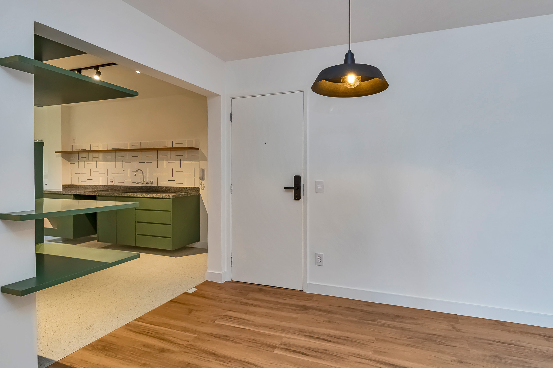 Imagem Apartamento com 2 Quartos à Venda, 80 m²em Jardim Portal I e II - São Paulo