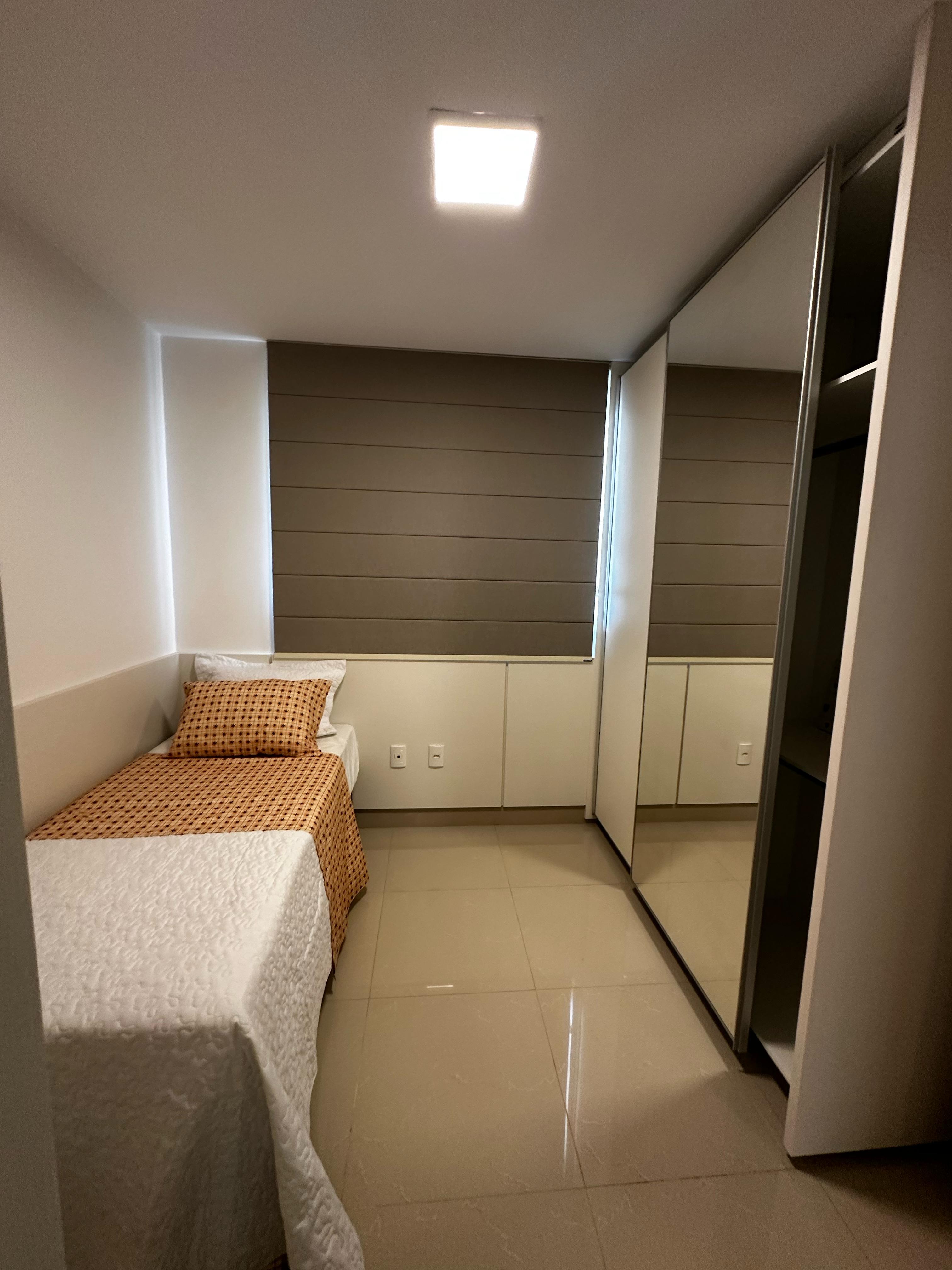 Imagem Sobrado com 3 Quartos à Venda, 161 m²em Sítios Santa Luzia - Aparecida de Goiânia
