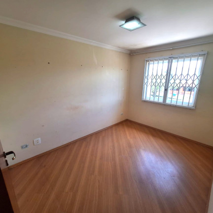 Imagem Sobrado com 3 Quartos à Venda, 131 m²em Capão Raso - Curitiba