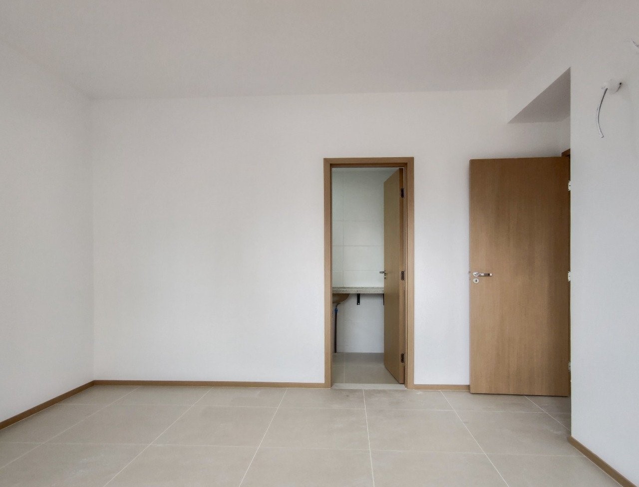 Imagem Apartamento com 2 Quartos para Alugar, 71 m²em Umarizal - Belém