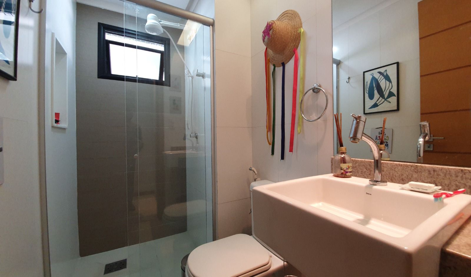 Imagem Apartamento com 4 Quartos à Venda, 178 m²em Batista Campos - Belém