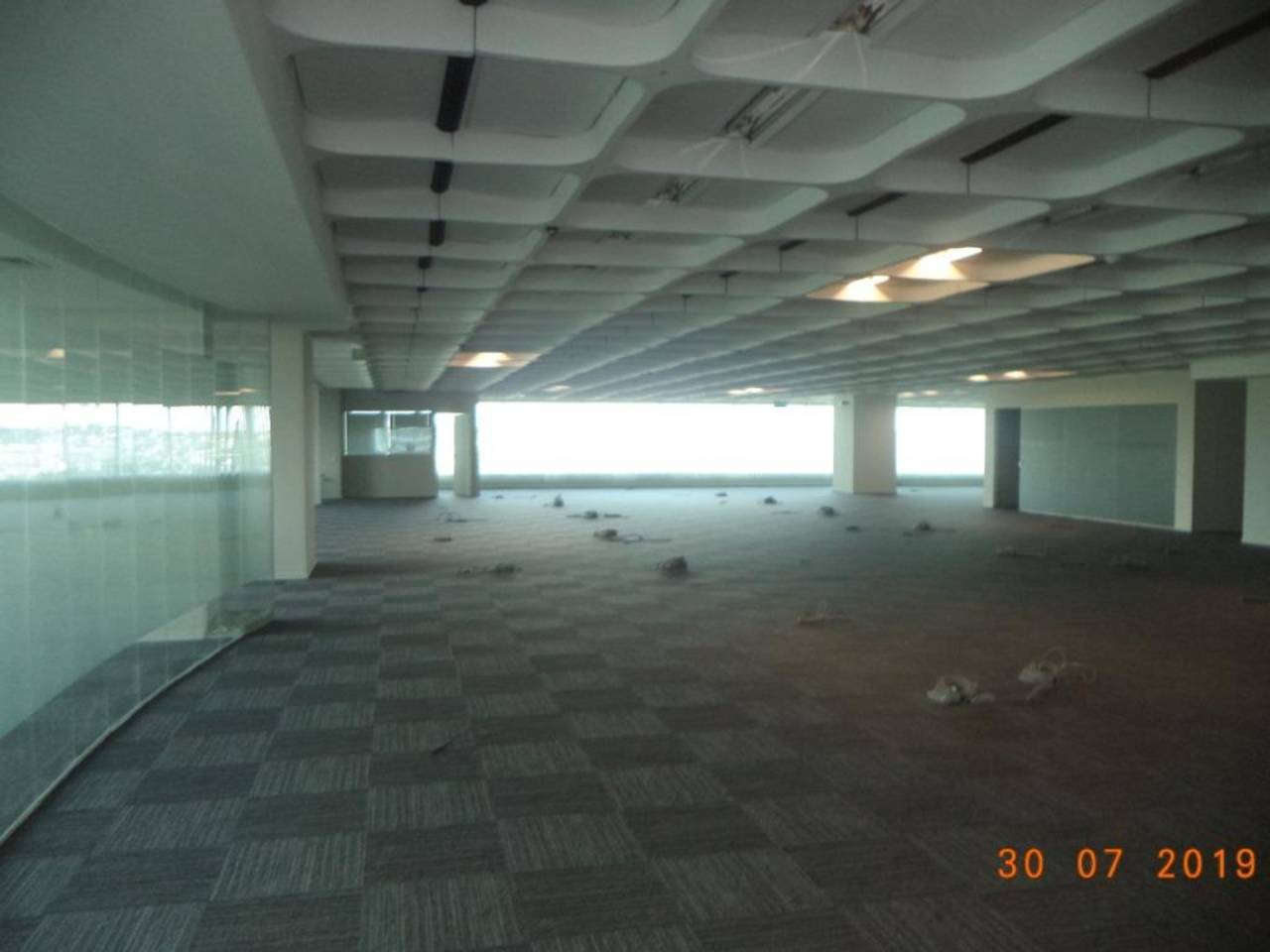 Imagem Sala Comercial à Venda ou Locação, 2.844 m² em Jardim São Luís - São Paulo Imagem Sala Comercial à Venda ou Locação, 2.844 m² em Jardim São Luís - São Paulo
