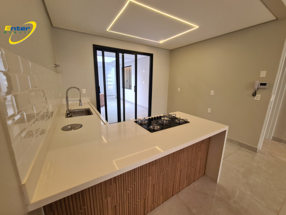 Imagem Casa com 4 Quartos à Venda, 225 m² em Guará II - Brasília