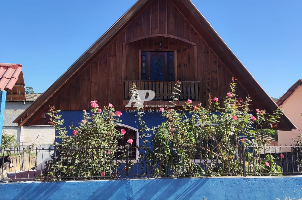 Imagem Casa com 6 Quartos à Venda, 250 m²em Cará-cará - Ponta Grossa