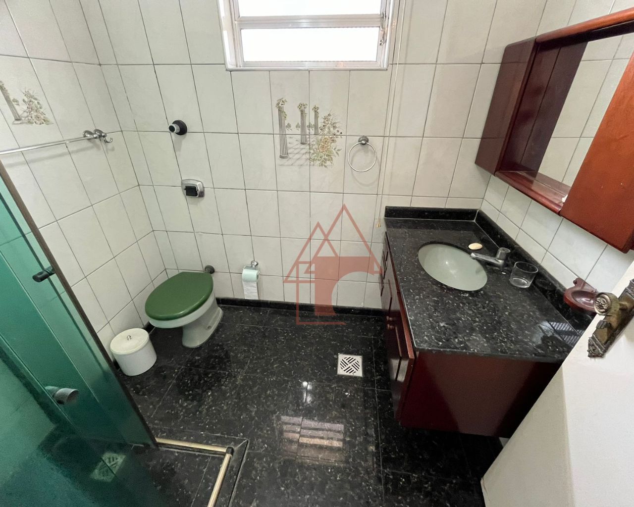 Imagem Sobrado com 2 Quartos à Venda, 185 m² em Campo Grande - Santos