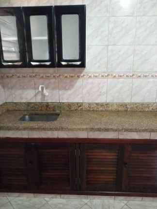 Imagem Casa com 2 Quartos à Venda, 50 m² em São Pedro - Teresópolis