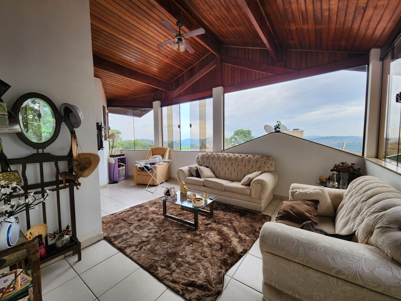 Imagem Casa com 4 Quartos à Venda ou Locação, 43 m²em Jardins (Polvilho) - Cajamar Imagem Casa com 4 Quartos à Venda ou Locação, 43 m²em Jardins (Polvilho) - Cajamar